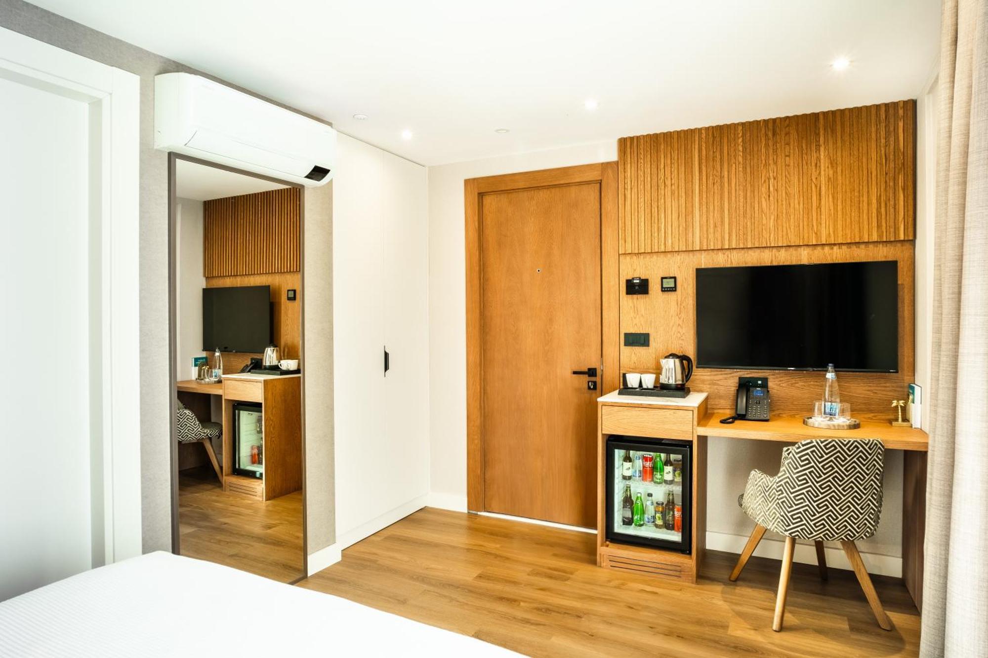 Boutique Hotel Villa Royal Tivat Kültér fotó